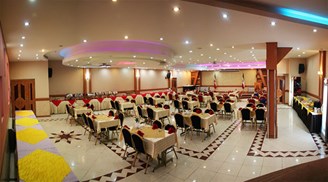 نمای رستوران هتل پارسیان شیراز