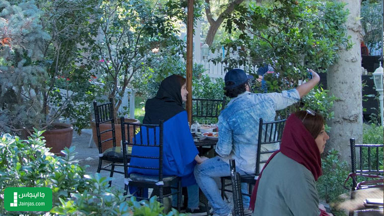کافه روباز شمال تهران