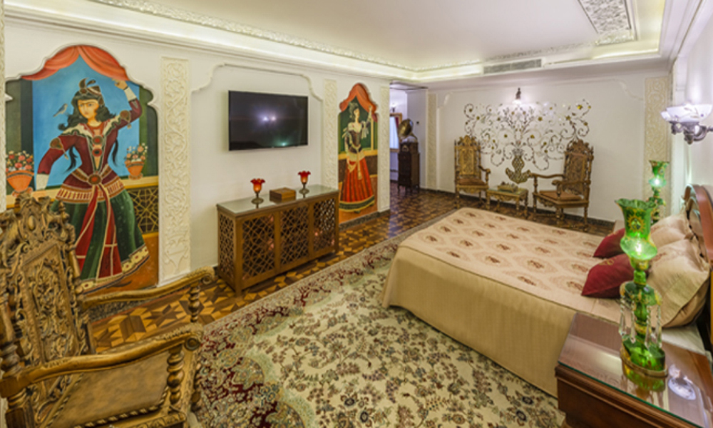 عکس سوئیت قاجاری هتل قصر طلایی