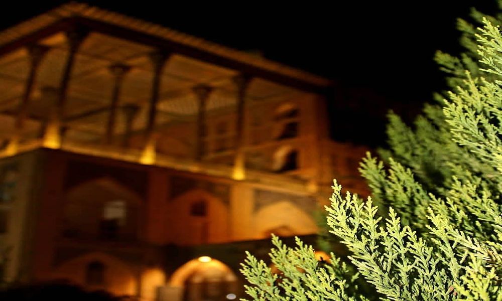 20 تا از بهترین جاذبه های اصفهان برای گردش، خرید و شکم گردی